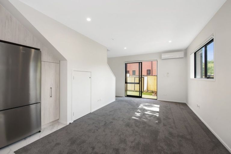 Photo of property in 1/1 Milne Crescent, Taita, Lower Hutt, 5011