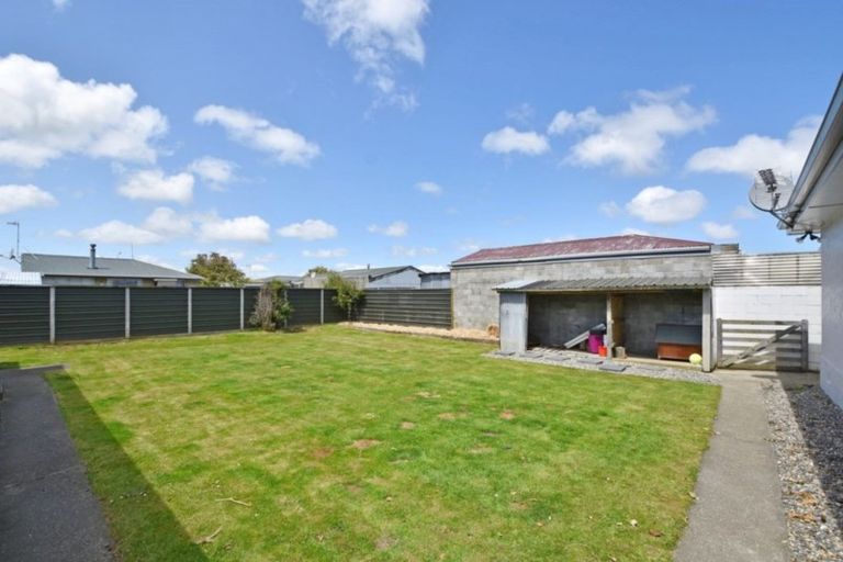 Photo of property in 224 Conyers Street, Strathern, Invercargill, 9812
