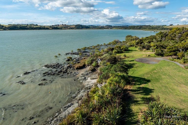 Photo of property in 15 Lancewood Lane, Pahi, Paparoa, 0571