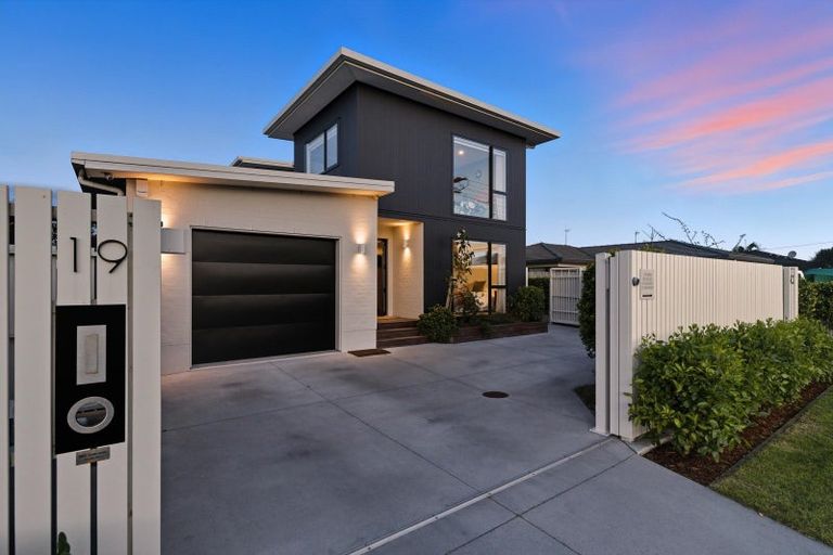 Photo of property in 19 Macville Road, Mount Maunganui, 3116