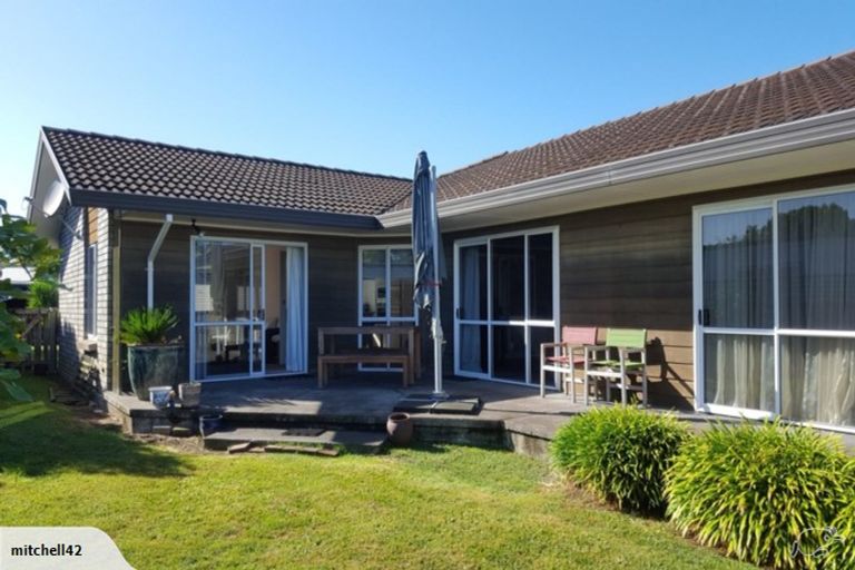 Photo of property in 12 Clare Street, Cambridge, 3434