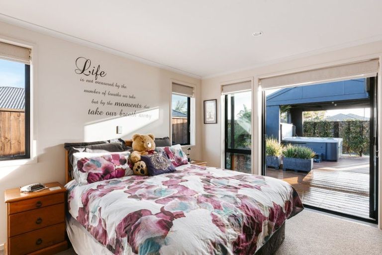 Photo of property in 63 Carrington Drive, Papamoa Beach, Papamoa, 3118