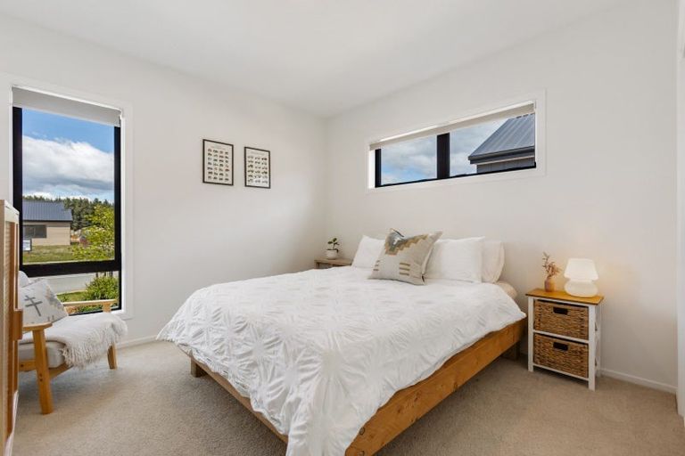 Photo of property in 38 Longview Drive, Lake Hawea, 9382