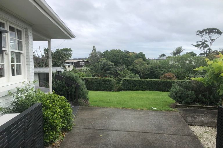 Photo of property in 12 Dowling Place, Pakuranga, Auckland, 2010