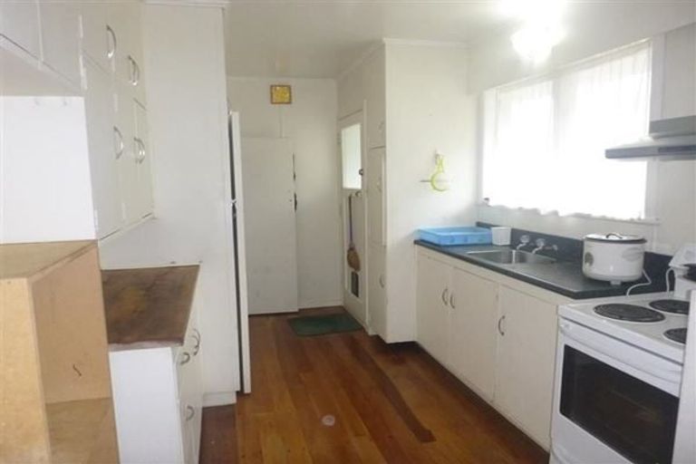 Photo of property in 37-39 Gordon Street, Avalon, Lower Hutt, 5011