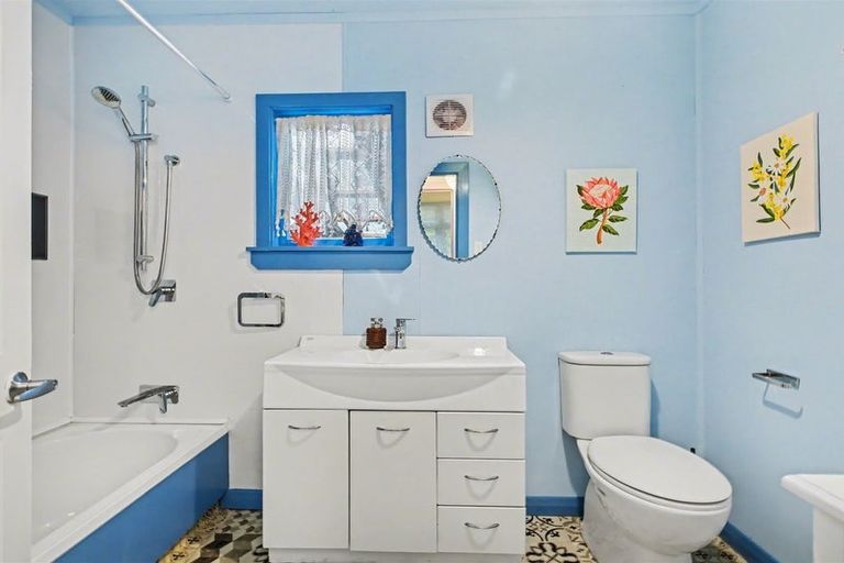 Photo of property in 16b Peel Street, Westport, 7825