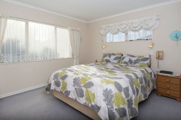 Photo of property in 6 Poinsettia Place, Mount Maunganui, 3116