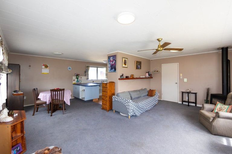 Photo of property in 50 Wynyard Crescent, Tamatea, Napier, 4112