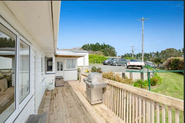 Photo of property in 95 Mangakura Road, Helensville, 0800