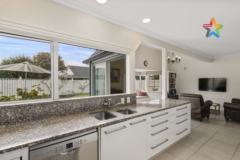 Photo of property in 79 Queens Grove, Hutt Central, Lower Hutt, 5010