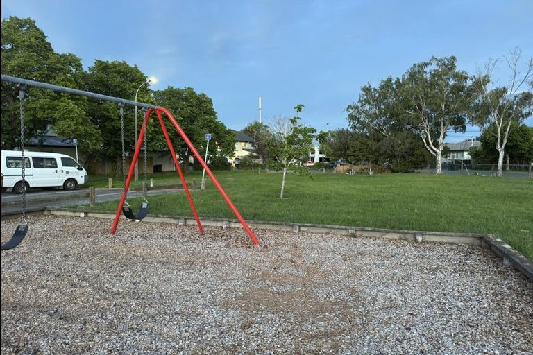 Photo of property in 5/2 Leamington Street, Addington, Christchurch, 8024