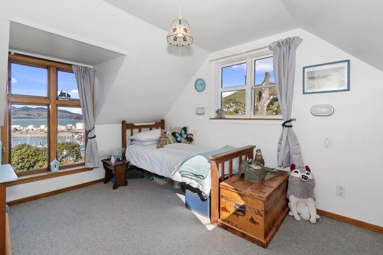 Photo of property in 9 Cunningham Terrace, Lyttelton, 8082