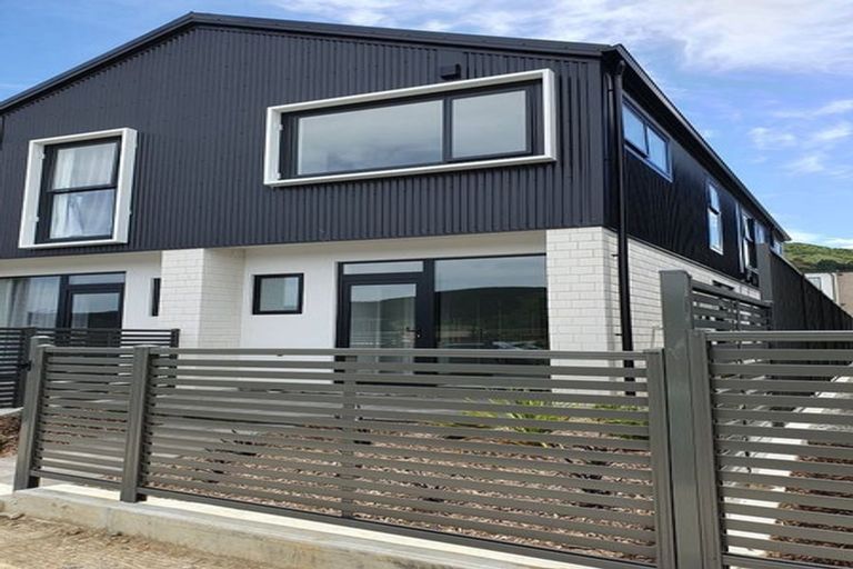 Photo of property in 9 Tokitoki Way, Kenepuru, Porirua, 5022