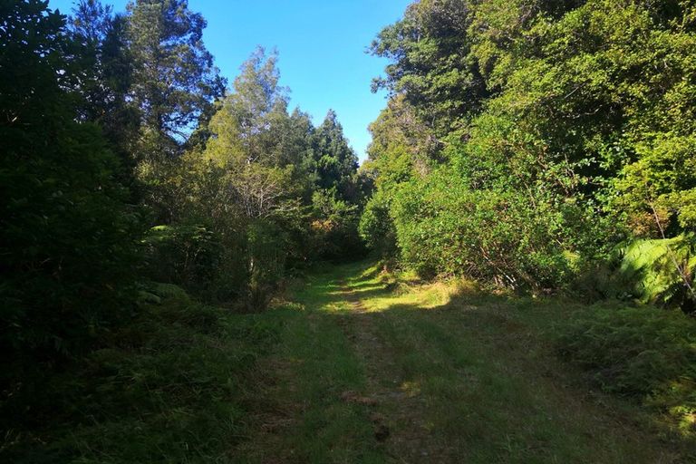 Photo of property in 1 Takutai Terrace, Ruatapu, 7883