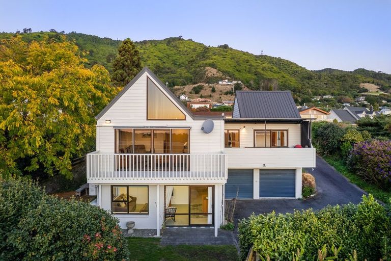 Photo of property in 134 Winara Avenue, Waikanae, 5036