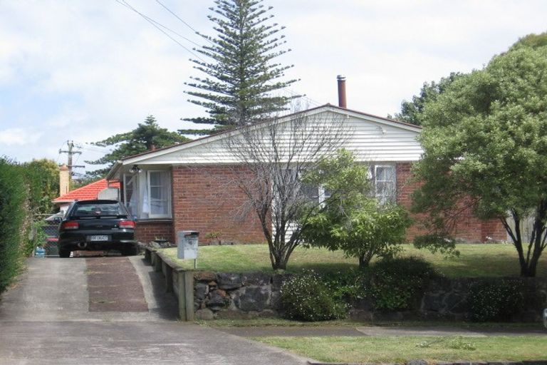 Photo of property in 6 Leone Terrace, Mount Albert, Auckland, 1025