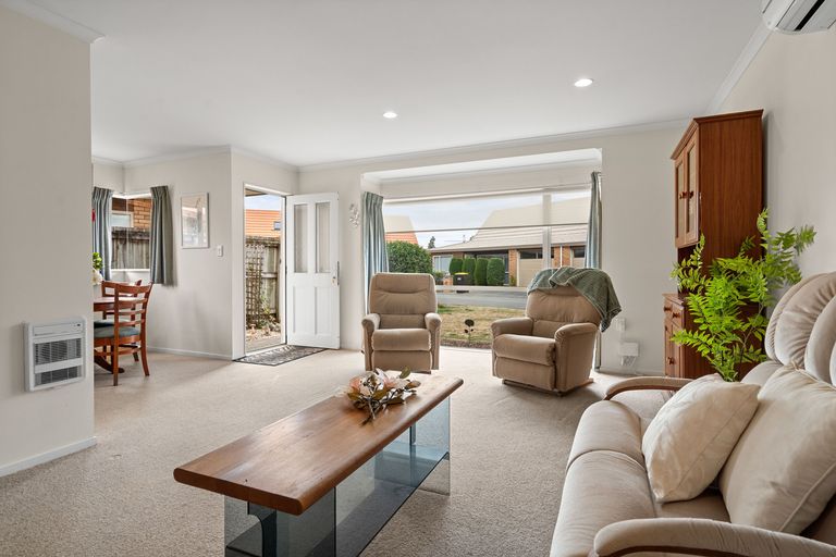 Photo of property in Holdsworth Villas, 56/2 William Donald Drive, Solway, Masterton, 5810