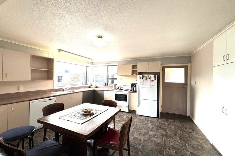 Photo of property in 4 London Street, Weston, Oamaru, 9401