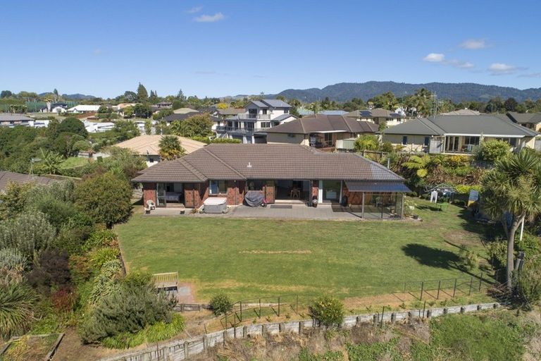 Photo of property in 43 Norm Freeman Drive, Te Puke, 3119
