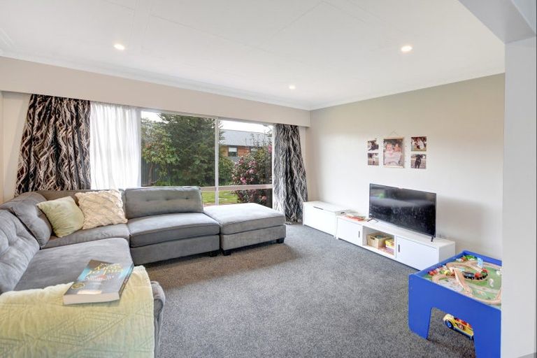Photo of property in 76c Church Street, Mosgiel, 9024