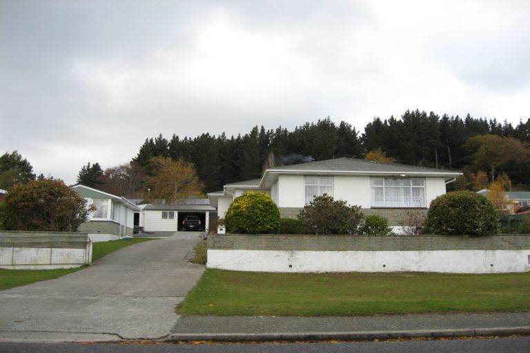 Photo of property in 70 Salcombe Street, Kaitangata, 9210