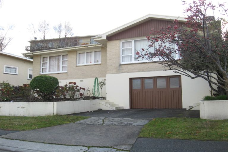 Photo of property in 11 Veint Crescent, Queenstown, 9300
