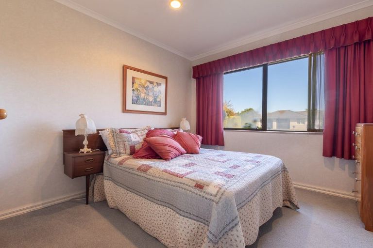 Photo of property in 1 Curnow Place, Leamington, Cambridge, 3432