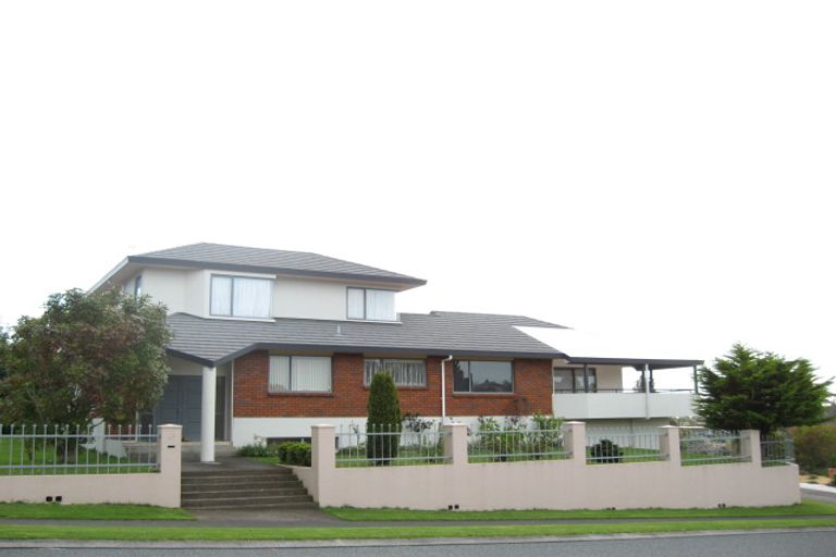 Photo of property in 69 Karina Road, Merrilands, New Plymouth, 4312