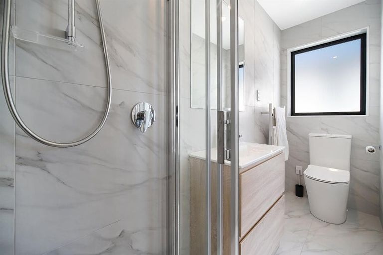 Photo of property in 890b Great South Road, Wiri, Auckland, 2104