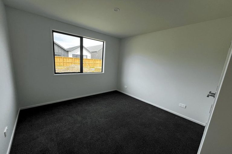 Photo of property in 60 Perendale Road, Jacks Point, 9371