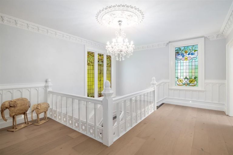 Photo of property in Chilcombe Homestead, 4 Medbury Terrace, Fendalton, Christchurch, 8041