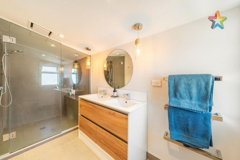 Photo of property in 2 Otira Grove, Kelson, Lower Hutt, 5010