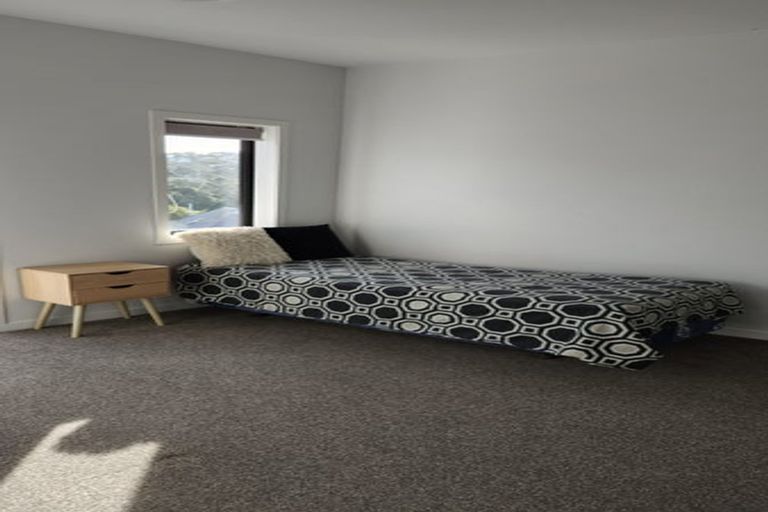 Photo of property in 11/2 Hindmarsh Street, Johnsonville, Wellington, 6037