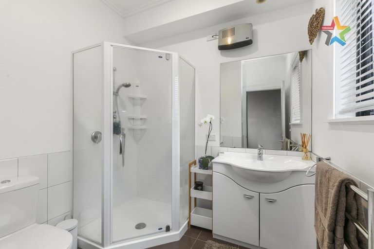 Photo of property in 47 Arahiwi Grove, Tirohanga, Lower Hutt, 5010