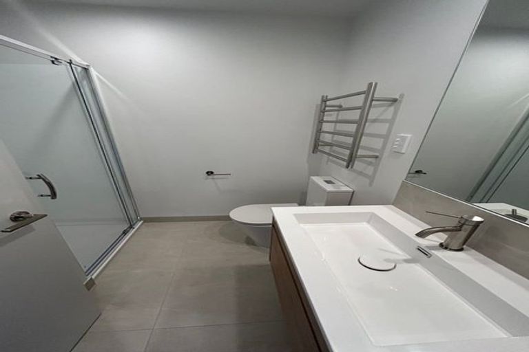 Photo of property in 5/3 Eskdale Road, Birkdale, Auckland, 0626