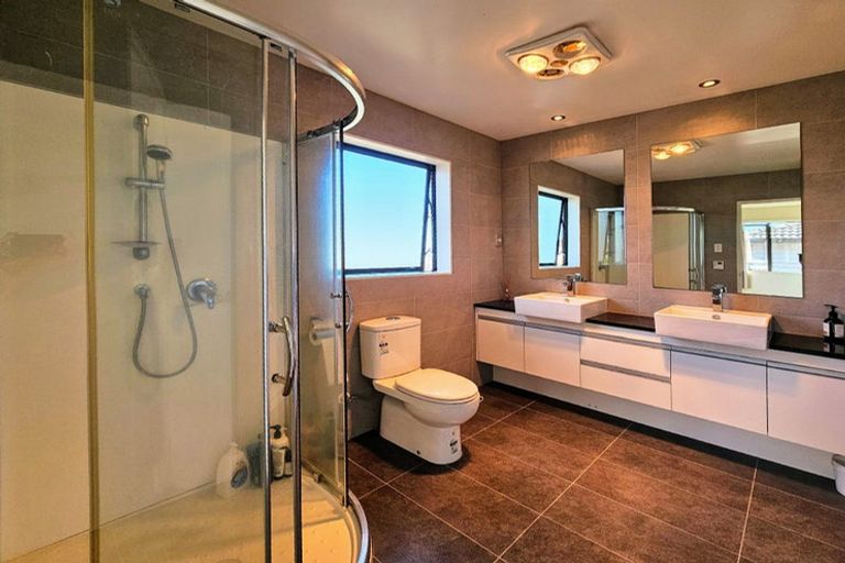 Photo of property in 9 Collier Drive, Flat Bush, Auckland, 2019