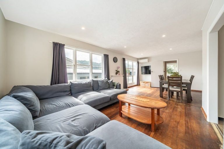 Photo of property in 58 Fraser Crescent, Elderslea, Upper Hutt, 5018