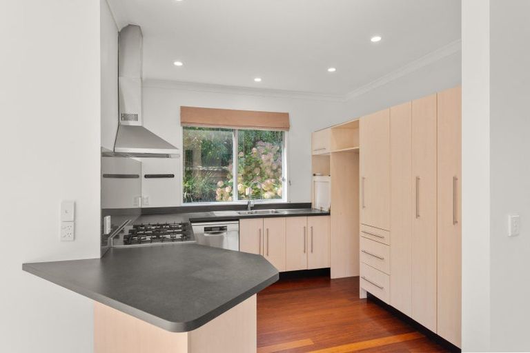 Photo of property in 3b Jeep Road, Raumati South, Paraparaumu, 5032