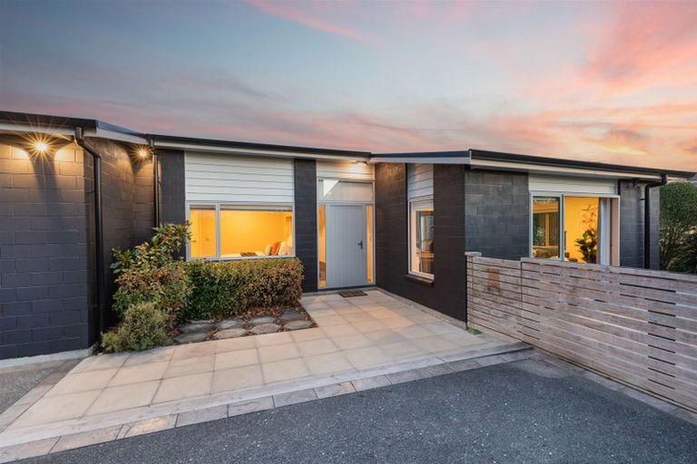 Photo of property in 83 Te Puia Drive, Aotea, Porirua, 5024