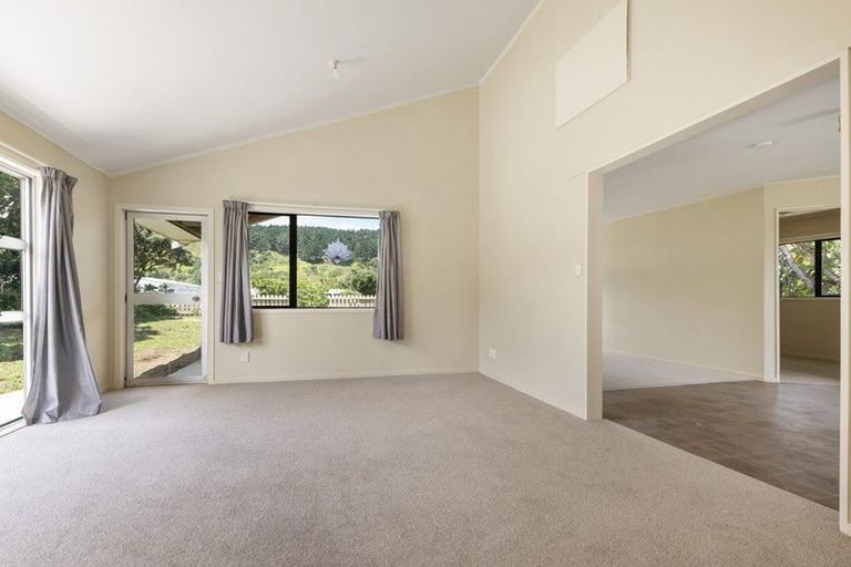 Photo of property in 1 Cordyline Road, Port Waikato, Tuakau, 2695