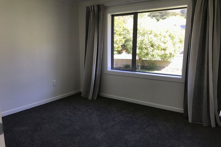 Photo of property in 3 Hector Street, Bradford, Dunedin, 9011