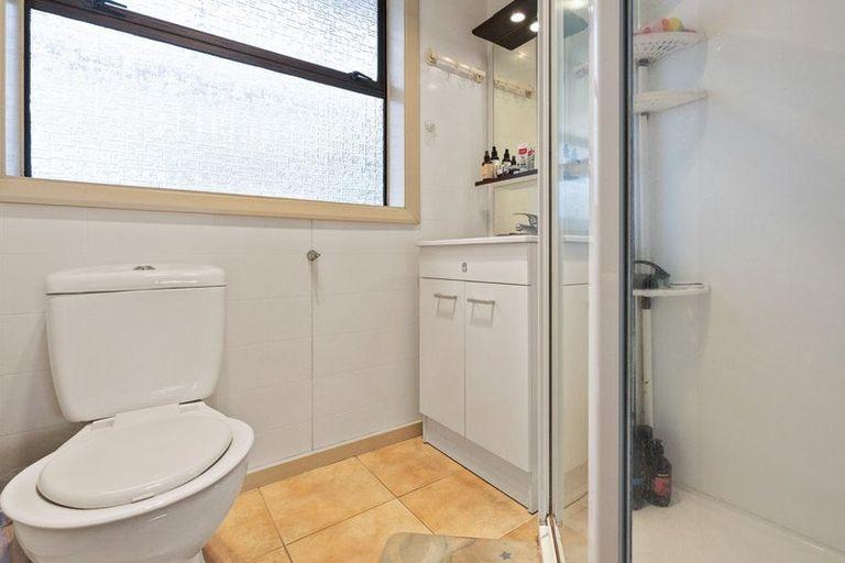 Photo of property in 1/39 Harris Crescent, Papanui, Christchurch, 8053