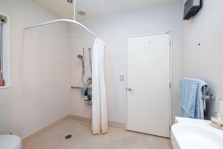 Photo of property in 33e Streamside Court, Woolston, Christchurch, 8062