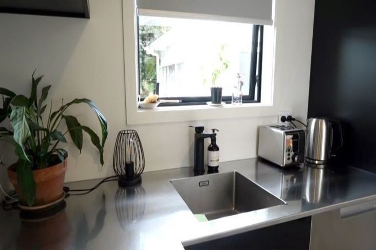 Photo of property in 28 Mere Mere Avenue, Palmerston North, 4414