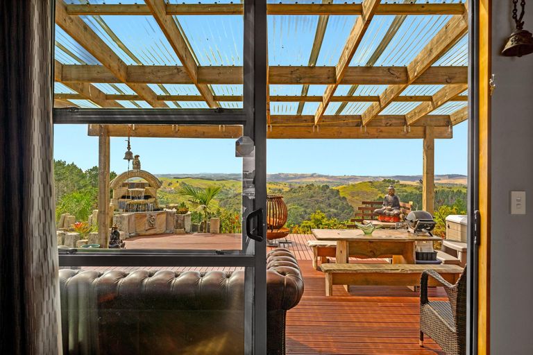 Photo of property in 663 Bickerstaffe Road, Maungaturoto, 0587