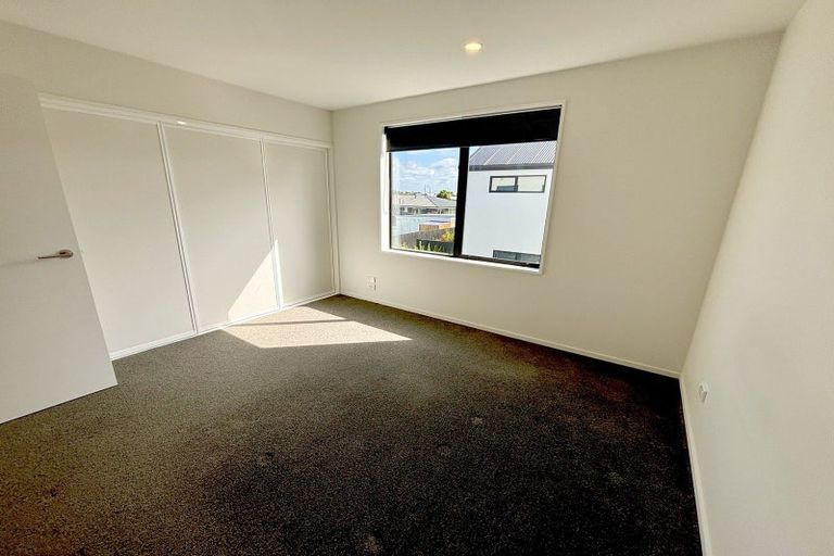 Photo of property in 116b Blenheim Road, Riccarton, Christchurch, 8041