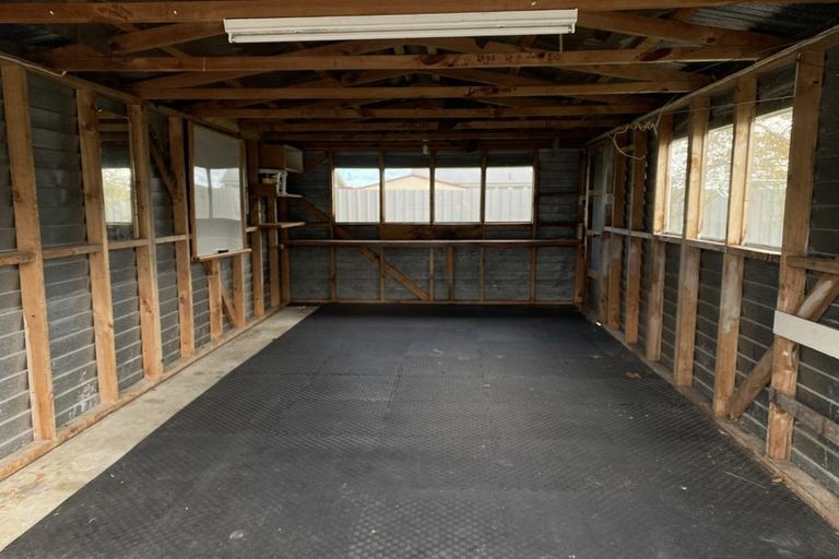 Photo of property in 23 Monowai Place, Westbrook, Palmerston North, 4412