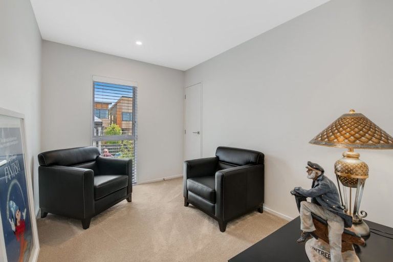 Photo of property in 169 Millwater Parkway, Silverdale, 0932