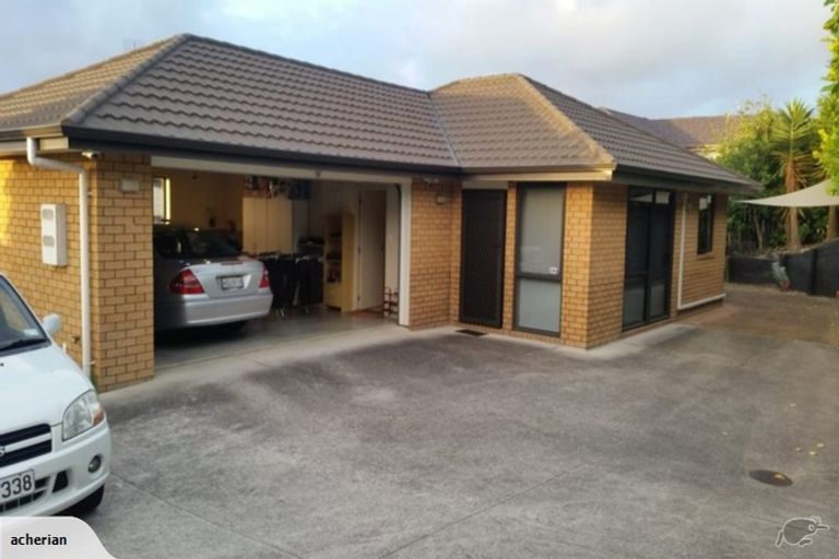 Photo of property in 143a Royal Road, Massey, Auckland, 0614