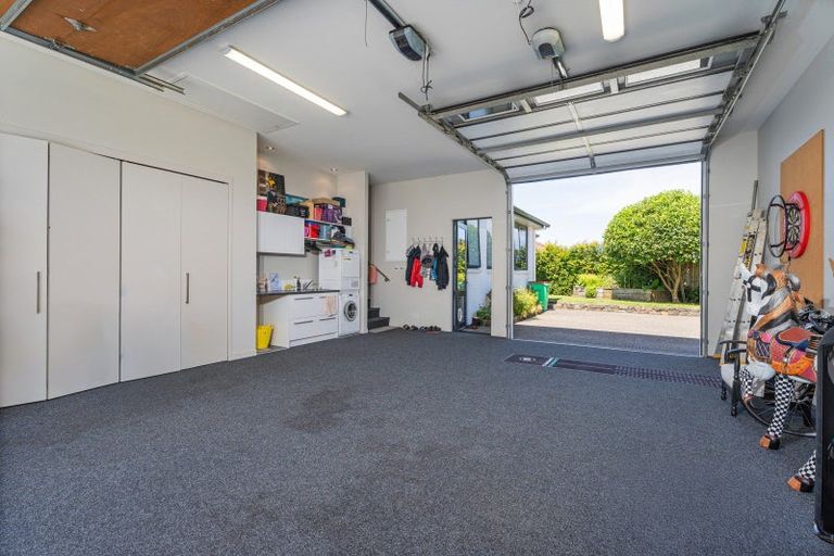 Photo of property in 8 Sara Way, Whitianga, 3510